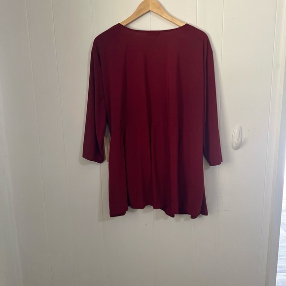 Kiyonna Red Asymmetrical Wrap Blouse 3/4 Sleeve - Picture 2 of 3